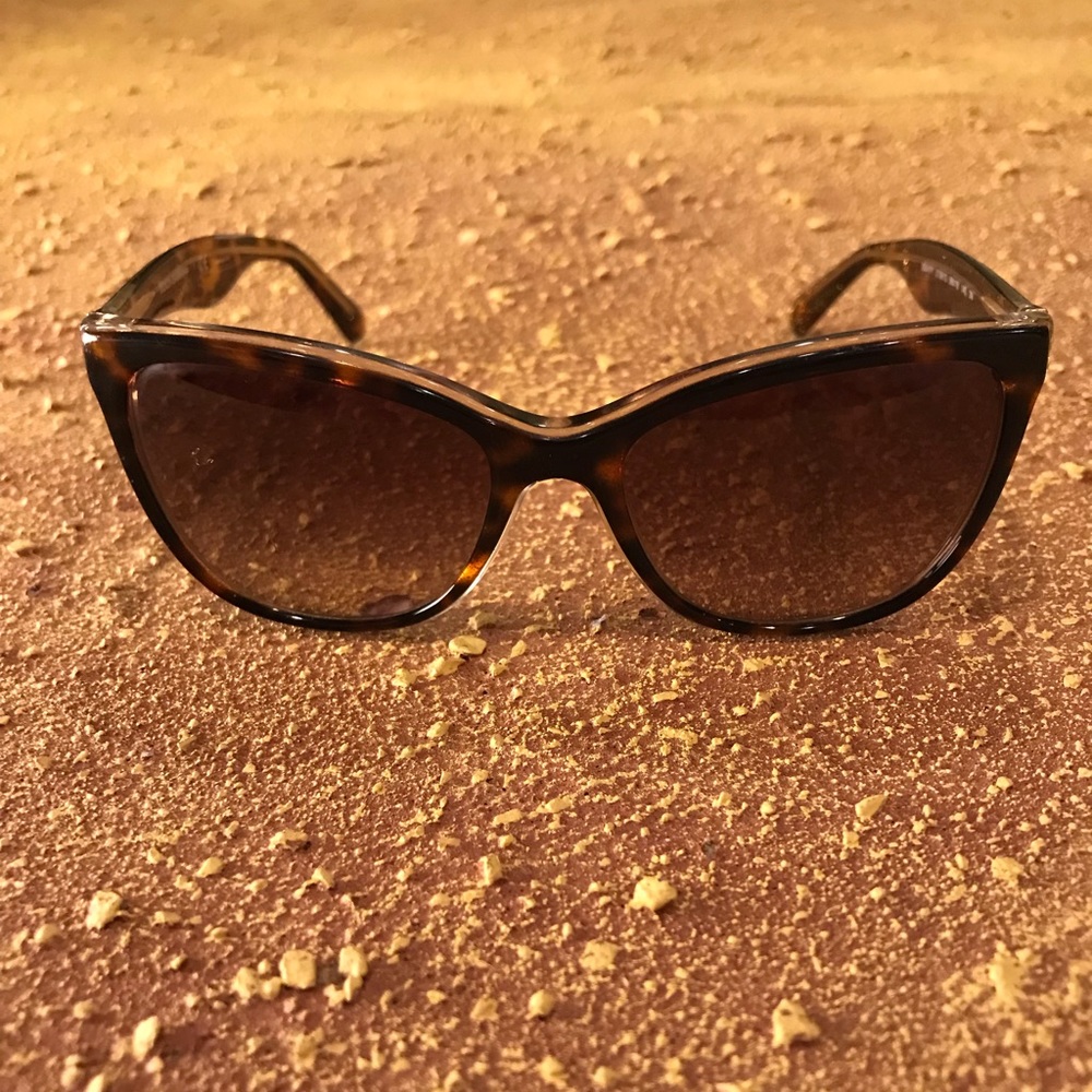 Dolce & Gabbana Tortoise Shell Print Sunglasses S… - image 4